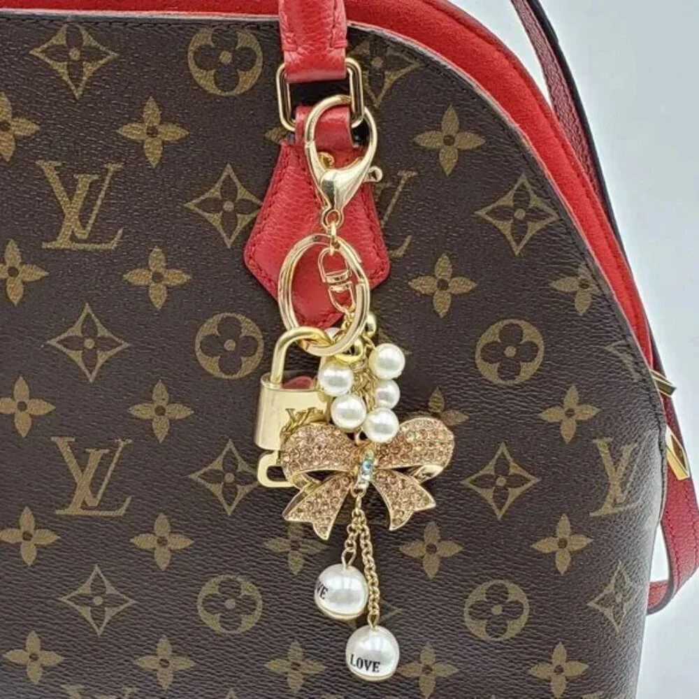 Authentic Louis Vuitton Gold Padlock 🔒 Shiny LV Key + Bag Unbranded Charm